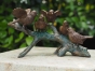 Bronzeskulptur Vögel auf Ast auf Säule 