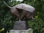 Bronzefigur "Abstrakter Stier"