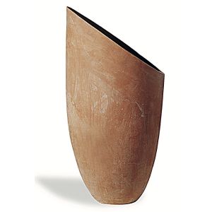 TonStudio Terrakotta Vase, schräg