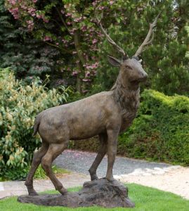 prächtiger röhrender Hirsch bronze 