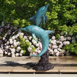 Bronzeskulptur "Zwei Delfine" als Wasserspeier