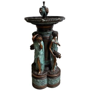 Bronzeskulptur "Vier Jahreszeiten-Brunnen" als Wasserspiel
