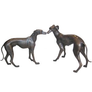 Bronzeskulptur "Windhund-Paar, stehend" im 2er-Set