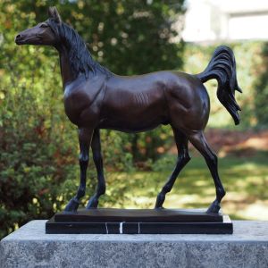 Bronzeskulptur "Vollblut-Pferd" auf Marmorsockel