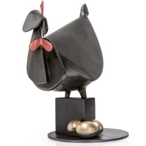 Edition Strassacker Bronzeskulptur "Die schwarze Henne legt abends ihre Eier" von Rinaldo Bigi - limitiert