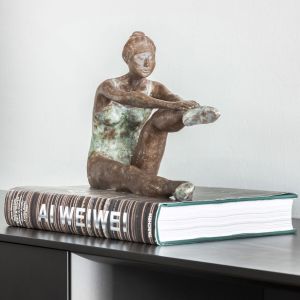 Bronzeskulptur sitzende Danseuse