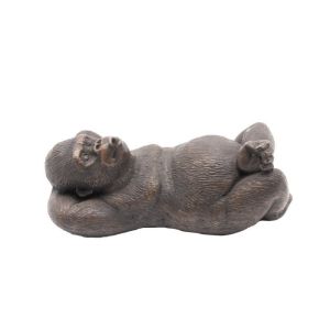 Bronzeskulptur "Liegender Affe" klein