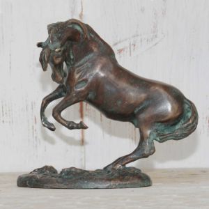 Rottenecker Bronzeskulptur "Steigendes Pferd auf Sockel"