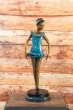 Bronzefigur Tanzende Ballerina Agata auf Marmorsockel von vorne