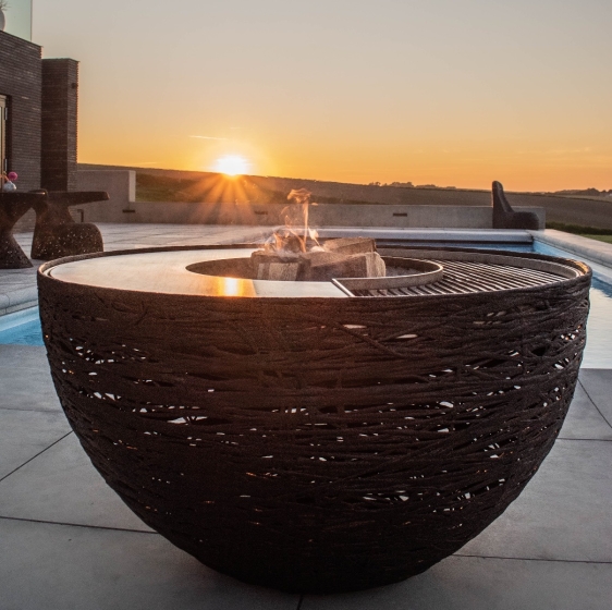 Lava Nest Fire Pit - Feuerstelle / Grill - Ausstellungsstück