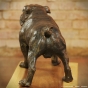 skulptur einer Bulldogge