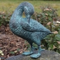 Bronzeskulptur "Ente in Gefiederpflege"