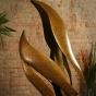 Bronzeskulptur Liebespaar mit Goldener Patina 