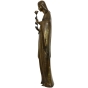 Seitenansicht der Bronzefigur "Madonna mit Rose"