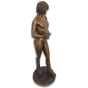 Schräge Frontansicht der Bronzeskulptur "Dionysos, Gott des Weines" als Aktfigur