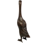 Rückansicht einer der Bronzeskulpturen "Entenfamilie"