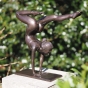 Bronzeskulptur "Tänzerin im Handstand