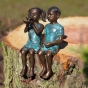 Bronzeskulptur "Geschwister mit Schmetterling