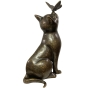 Weitere Rückansicht der Bronzeskulptur "Katze mit Schmetterling"