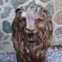 Bronzeskulptur "Zwei sitzende Löwen"