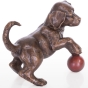 Edition Strassacker Bronzeskulptur "Hund mit Ball"