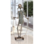 Rückansicht der Bronzefigur "Mädchen mit Springseil"