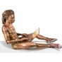 Frontansicht der Bronzeskulptur "Online-Romanze (Mann)"