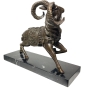 Bronzeskulptur "Widder" auf Marmorsockel