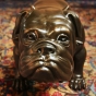Bronzeskulptur Große Bulldogge von vorne 