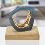 Edition Strassacker Bronzeskulptur "Lebensblick" von Teresa Wild - limitiert