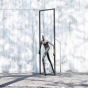 Bronzeskulptur "Into freedom" von Guy Buseyne