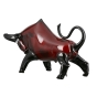 Skulptur "Schwarz-Roter Stier" aus Glas