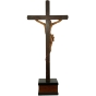 Rückansicht der Holzfigur "Jesus am Kreuz"
