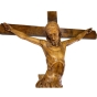Nahansicht der Holzfigur "Jesus am Kreuz"