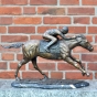 Reiter auf Pferd aus Bronze
