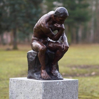 Bronzeskulptur Der Denker von Auguste Rodin