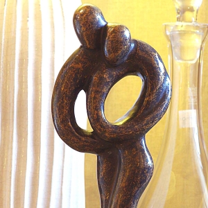 Bronzeskulptur Stehendes Liebespaar