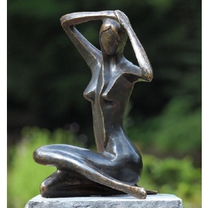 Bronzeskulptur "Junge Katrina" Aktfigur
