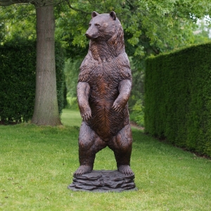 Bronzeskulptur "Bär auf Hinterpfoten"