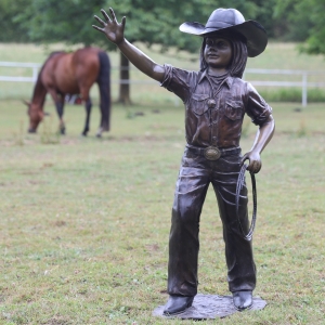 Beispielansicht der Bronzeskulptur "Junges Cowgirl mit Lasso"