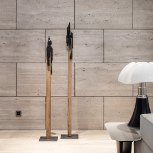 Bronzeskulptur "In Tribus" von Guy Buseyne