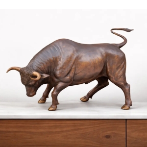 Bronzeskulptur "Kampfstier"