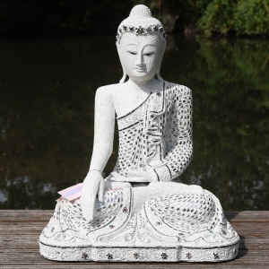 Sitzender Buddha aus Holz - Einzelstück