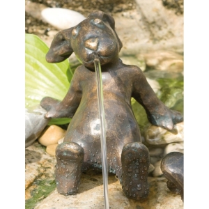 Rottenecker Emil der Hase Bronzefigur als Wasserspeier