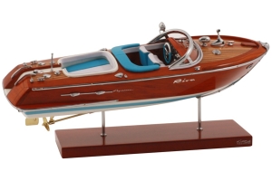 Aquarama Special Modellboot