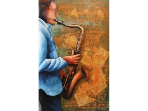 Jazzmusiker mit Saxophon auf orangen Hintergrund.