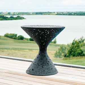 unknown nordic Race Tisch