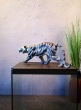 Bronzeskulptur Stehender Tiger von der Seite 