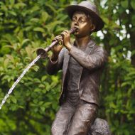 Bronzeskulptur Franz der Flötenspieler als Wasserspeier 