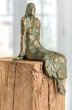 Bronzeskulptur der Stille lauschen auf Holzsockel